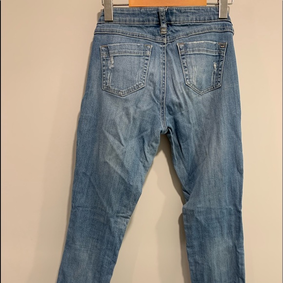 Distressed Garage Jeans - Picture 2 of 3